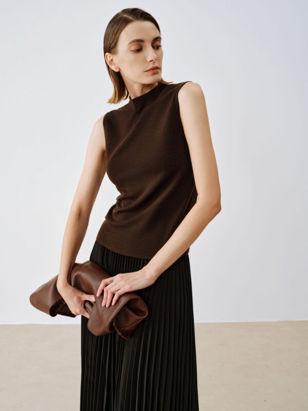 Worsted Yangzi Sleeveless Crewneck Top