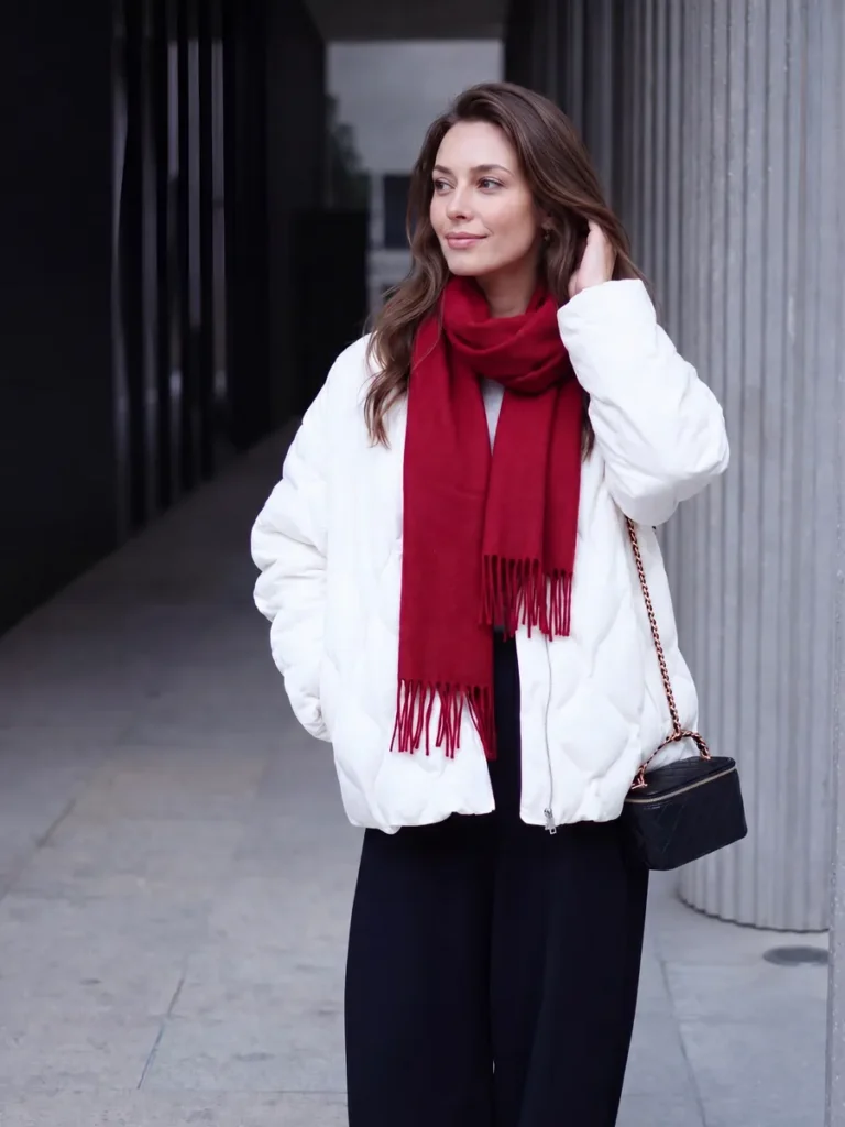 Cashmere scarf styling inspiration, look 08