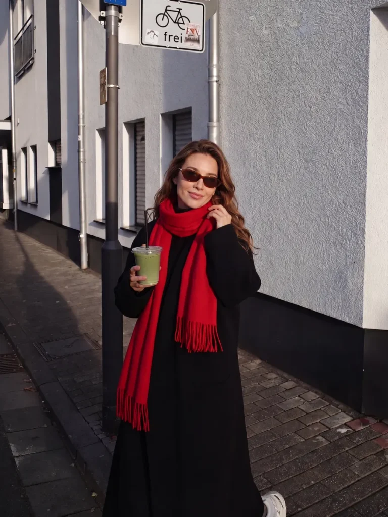 Cashmere scarf styling inspiration, look 09