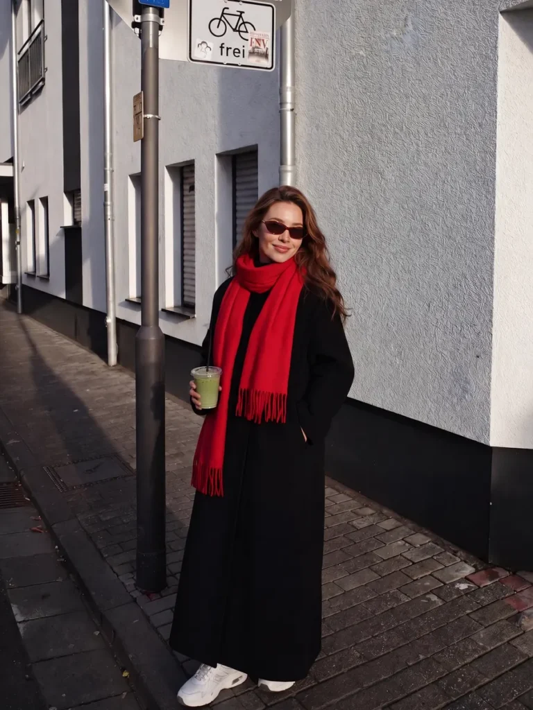 Cashmere scarf styling inspiration, look 11